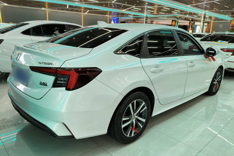 本田 型格 2023款 240TURBO CVT科技版车身外观6003