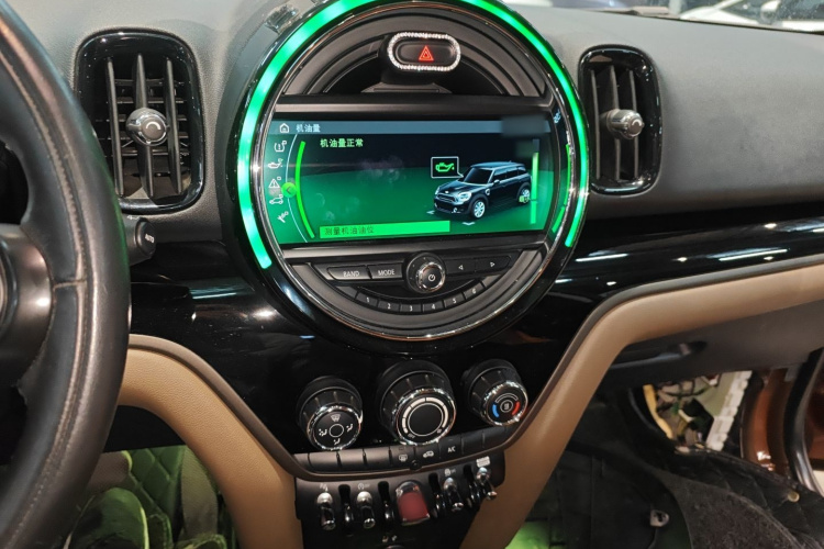 MINI Countryman 2018款 1.5T COOPER ALL4 经典派局部细节16