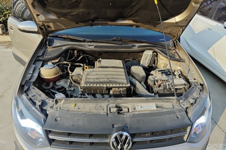 大众 2014款 1.6L Cross Polo 自动局部细节24