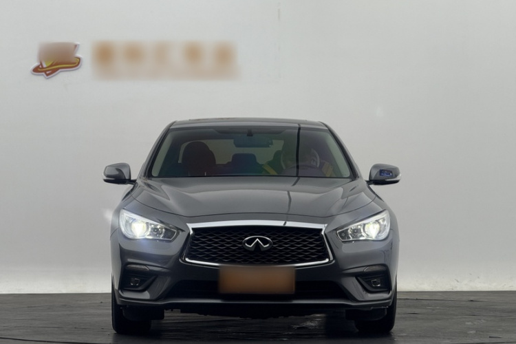 英菲尼迪Q50L 2018款 2.0T 舒适版 国VI车身外观6004