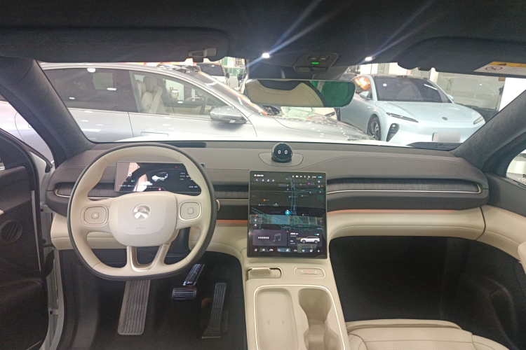 蔚来ES6 2024款 75kWh中控内饰12