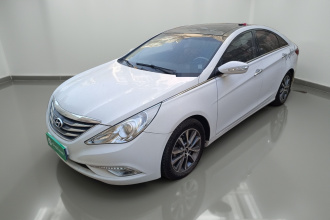 现代 索纳塔 2013款 2.0L 自动豪华版