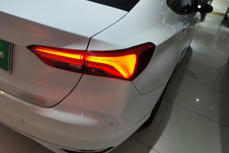 别克 威朗 2023款 Pro 乐享版车身外观9