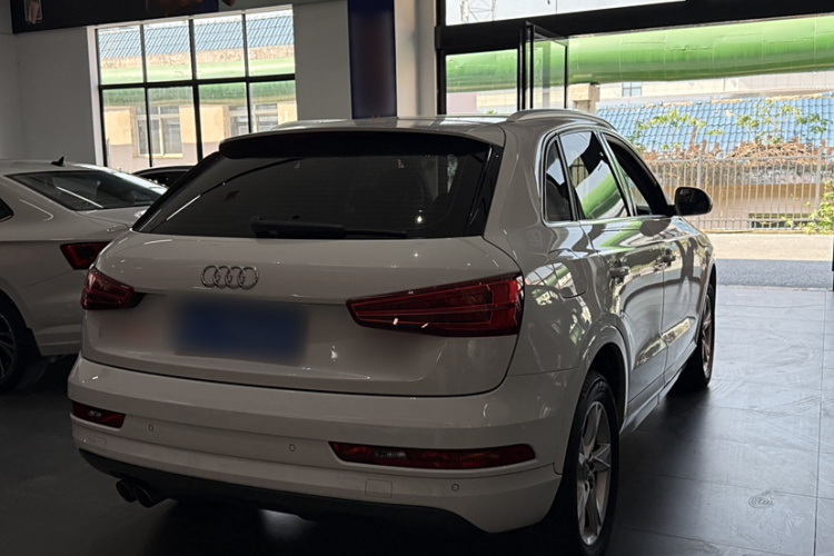 奥迪Q3 2018款 30周年年型 30 TFSI 时尚型车身外观6005