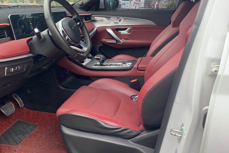 捷途X70 PLUS 2021款 1.6T DCT地PRO+ 7座局部细节19