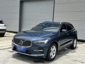 沃尔沃XC60 2022款 B5 四驱智逸豪华版