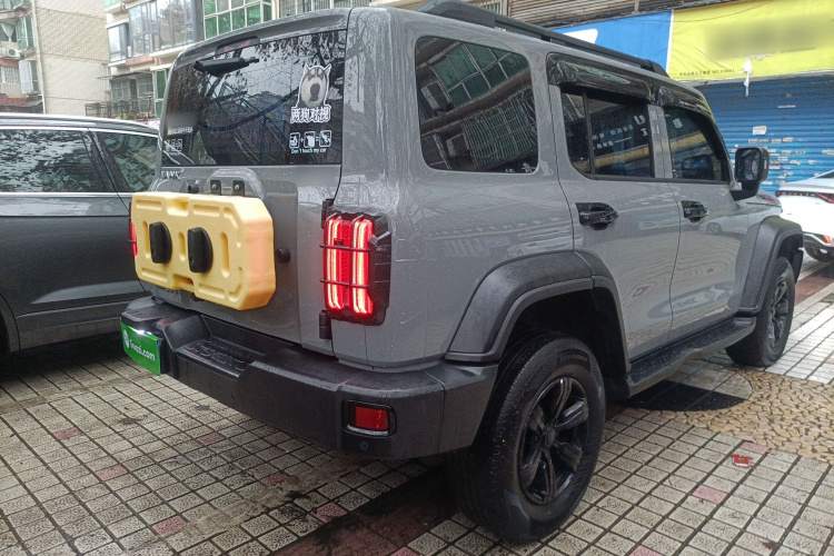 坦克300 2023款 越野版 2.0T 征服者车身外观6005