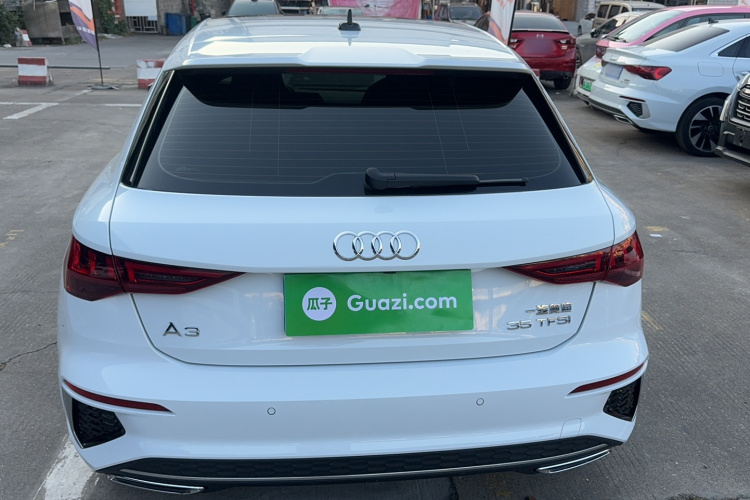 奥迪A3 2022款 Sportback 35 TFSI 时尚运动型车身外观6004