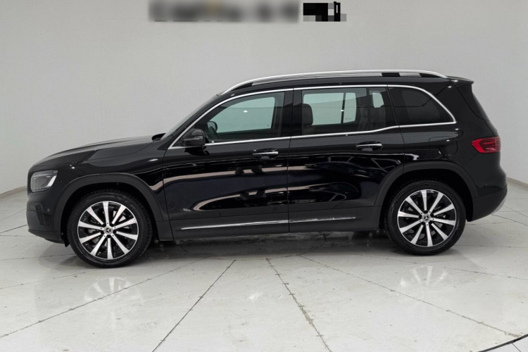 奔驰GLB 2024款 改款 GLB 220 时尚型车身外观6003