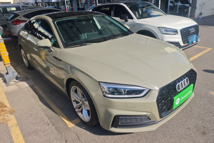 奥迪A5 2019款 Sportback 45 TFSI 时尚型车身外观6002