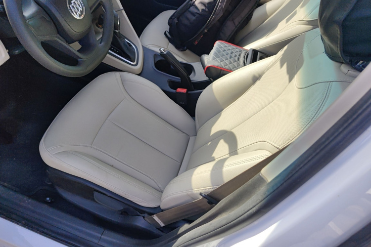 别克 英朗 2021款 典范 1.5L 自动精英型局部细节19