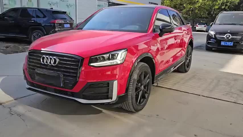 奥迪Q2L 2021款 35 TFSI 进取动感型实拍1
