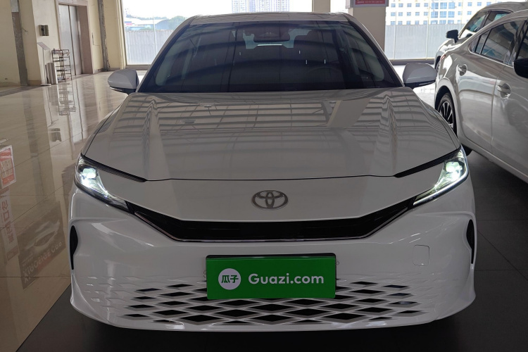 丰田 凯美瑞 2024款 2.0GVP 豪华版车身外观6001