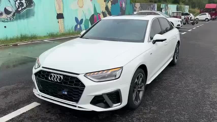 奥迪A4L 2024款 40 TFSI 时尚动感型实拍1