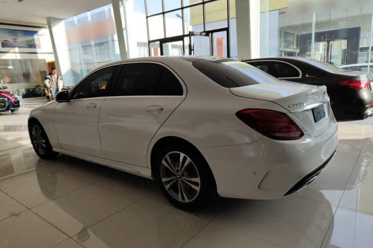 奔驰C级 2018款 C 200 L 运动版车身外观6003