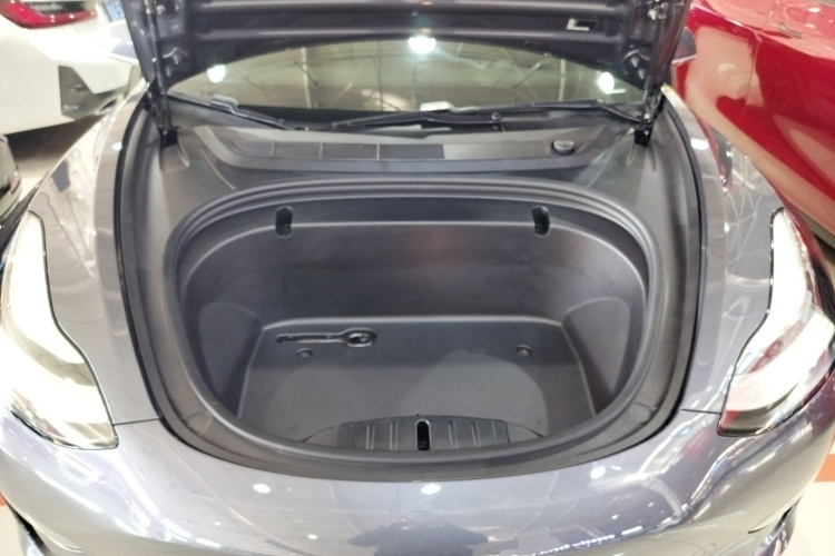 特斯拉 Model 3 2020款 改款 长续航后轮驱动版机舱底盘24