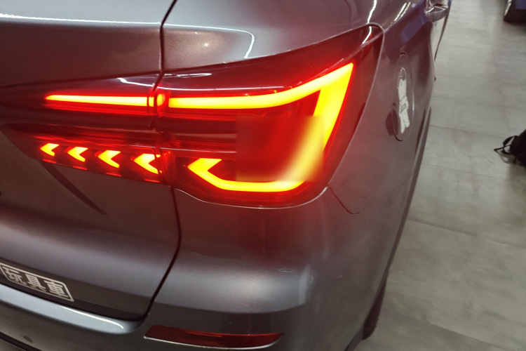 荣威RX5新能源 2020款 ePLUS 国潮荣麟旗舰版车身外观9