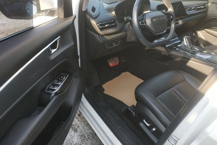 五菱汽车 五菱凯捷 2022款 改款 280T 1.5T CVT旗舰型中控内饰20