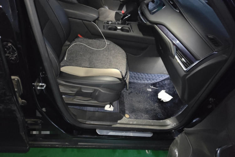 凯迪拉克XT4 2022款 28T 两驱风尚型局部细节9005