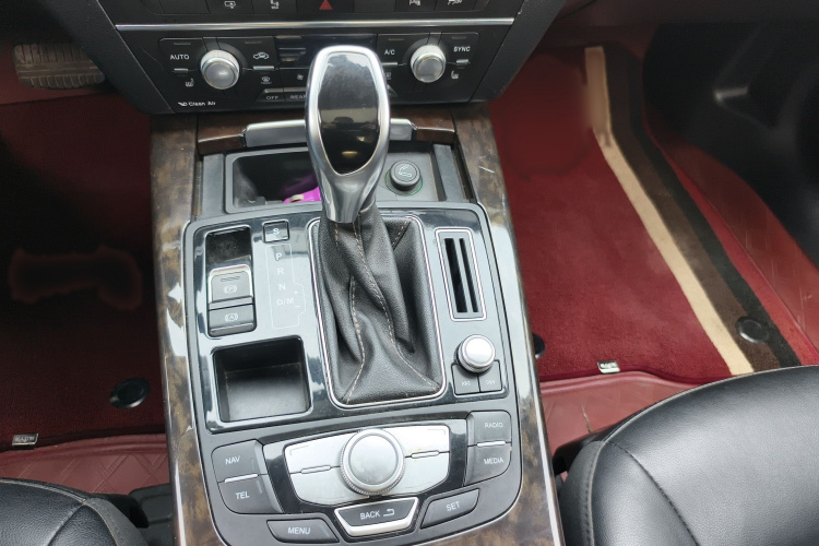 众泰Z700 2016款 1.8T DCT尊贵型局部细节18