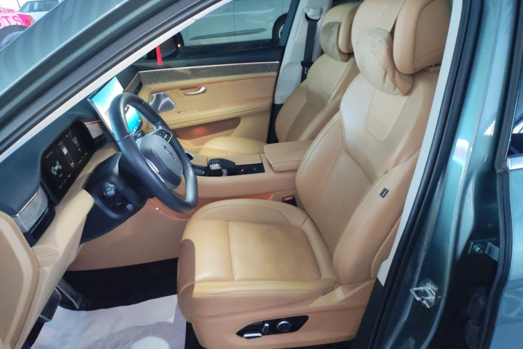 鸿蒙智行 问界M5 2022款 增程后驱标准版中控内饰19