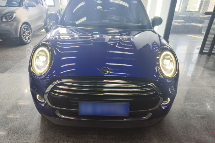 MINI 2019款 1.5T COOPER 艺术家 五门版车身外观6001