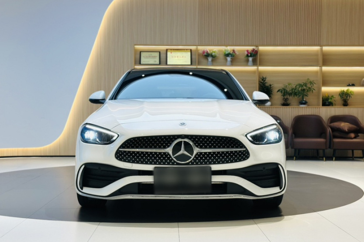 奔驰C级 2023款 改款 C 260 L 运动版车身外观6004