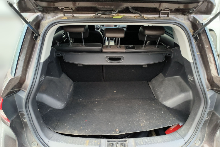 广汽传祺 传祺GS4 2015款 200T 手动精英版中控内饰23