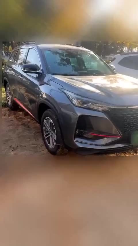 长安CS75 PLUS 2021款 1.5T 自动豪华型讲解2