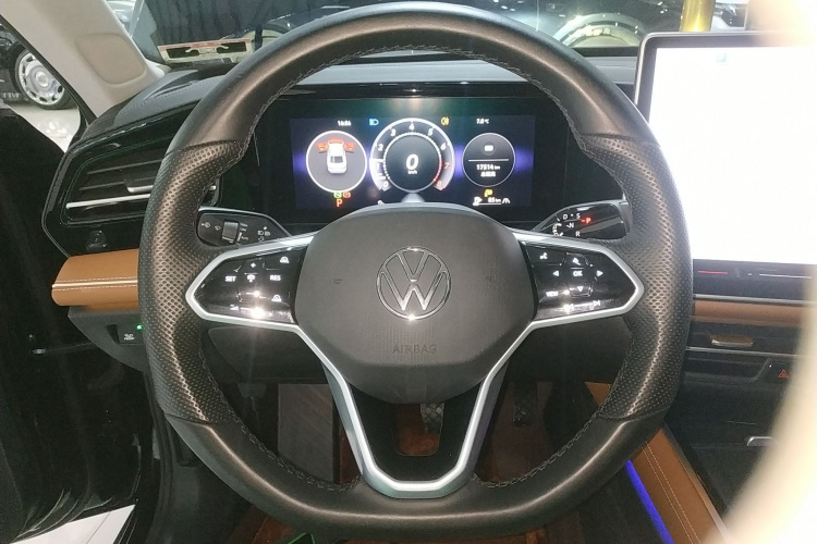 大众 迈腾 2024款 380TSI DSG尊贵版大迈包中控内饰13