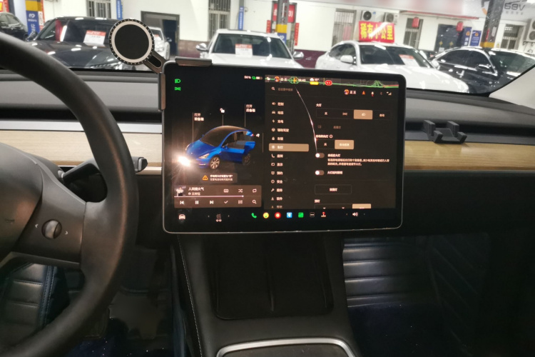 特斯拉 Model Y 2022款 后轮驱动版局部细节16