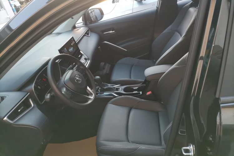 丰田 锋兰达 2024款 2.0L CVT豪华版中控内饰19