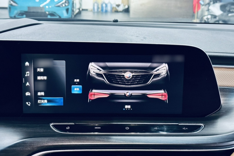 别克GL8 2021款 ES陆尊 653T 豪华型中控内饰7002