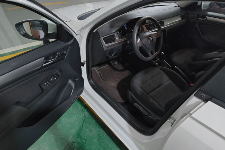 大众 2019款 改款 宝来·传奇 1.5L 自动时尚型 国VI中控内饰7003