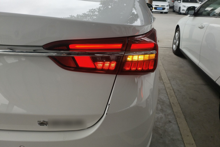 奇瑞 艾瑞泽GX 2018款 1.5T CVT型色版 国V车身外观6006