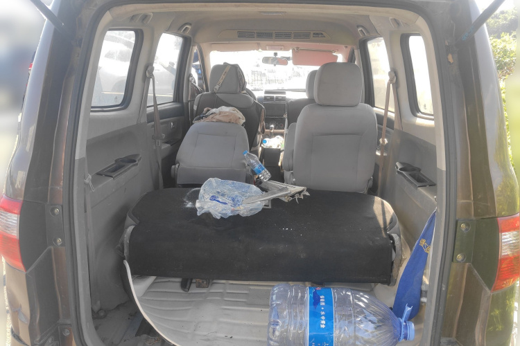 北汽威旺M20 2014款 1.5L标准型DAM15DL中控内饰23