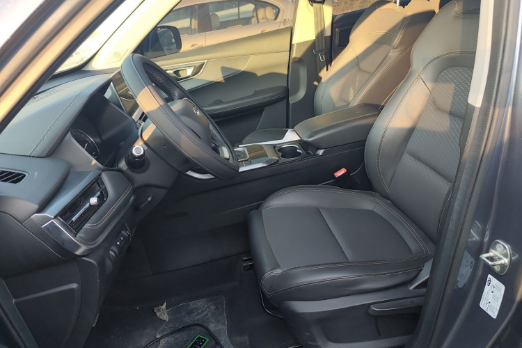 奇瑞 瑞虎5x 2020款 1.5L CVT时尚版中控内饰19