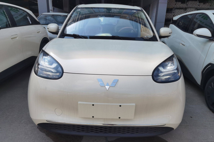 五菱汽车 五菱缤果 2025款 333km 灵犀互联款车身外观2