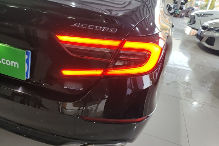 本田 雅阁 2022款 260TURBO 豪华版车身外观6006