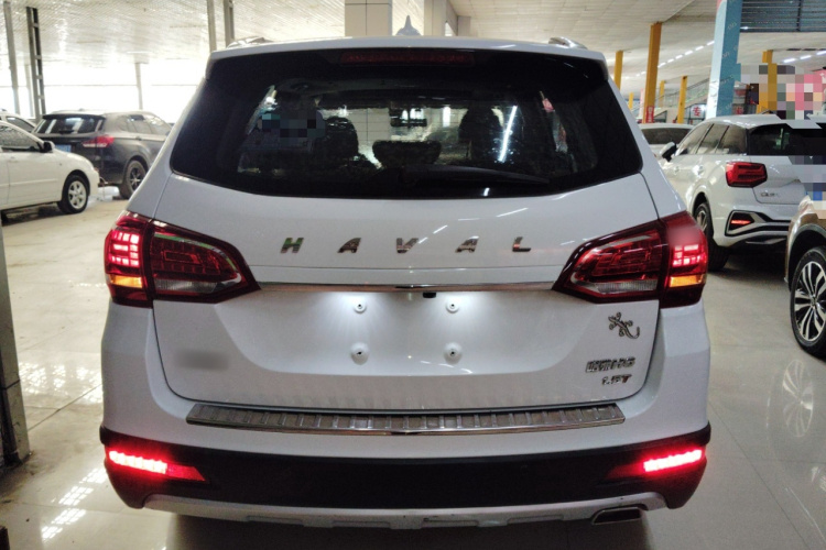 哈弗H6 2014款 运动版 1.5T 手动两驱精英型车身外观6