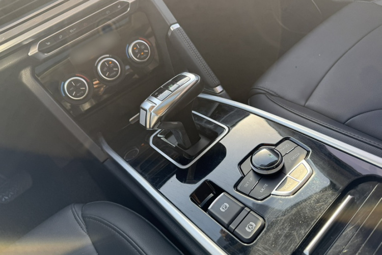 哈弗H6 2018款 红标 运动版 1.5T 自动两驱精英型局部细节18