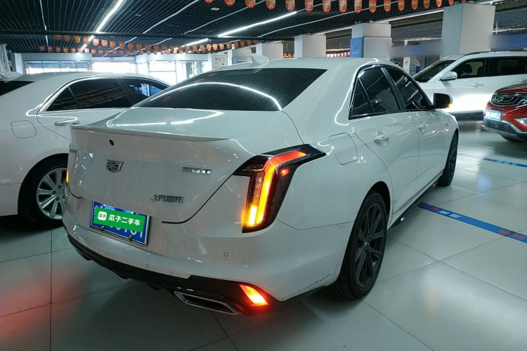 凯迪拉克CT4 2020款 28T 精英型车身外观6005