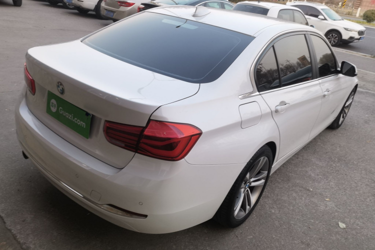 宝马3系 2016款 320Li 进取型车身外观6005