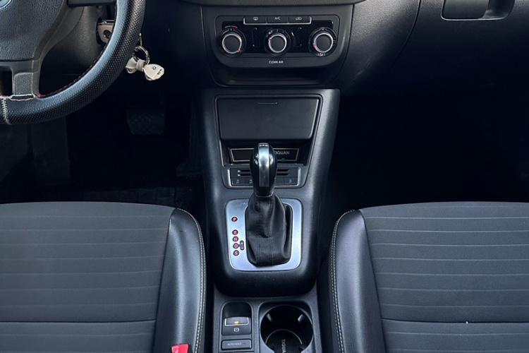 大众 途观 2016款 280TSI 自动两驱丝绸之路风尚版中控内饰7005