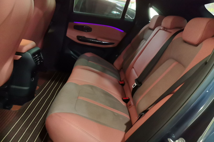 蔚来EC6 2020款 605KM 运动版中控内饰7004