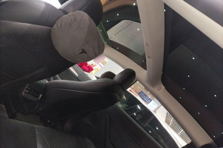 特斯拉 Model 3 2022款 后轮驱动版局部细节22