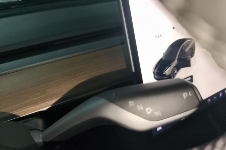 特斯拉 Model 3 2022款 后轮驱动版局部细节18