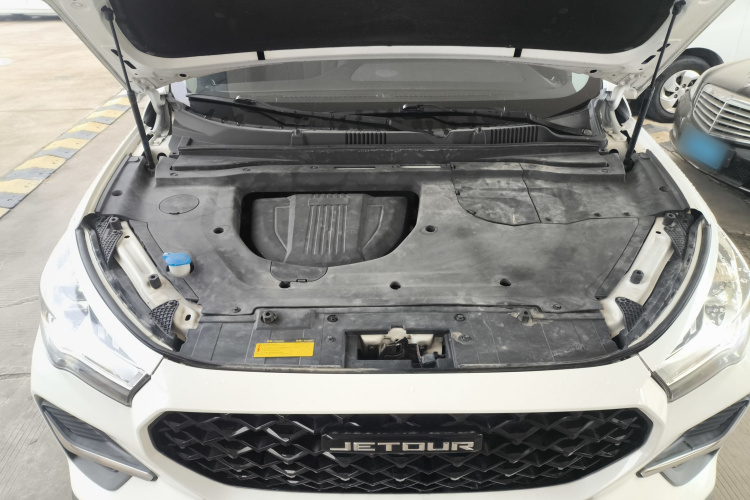 捷途X90 2020款 1.6T DCT影尊版 5座机舱底盘24