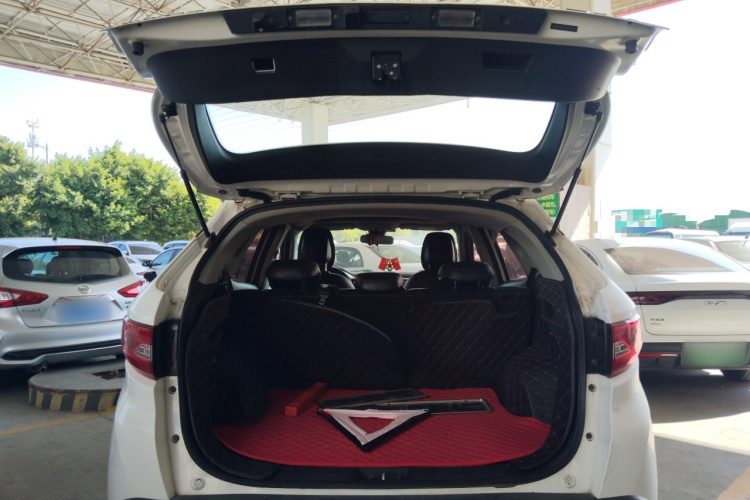 东南DX7 2017款 1.5T 自动豪华型机舱底盘23