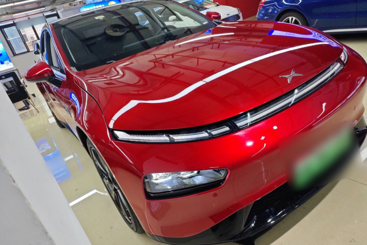 小鹏P7 2021款 480N车身外观3